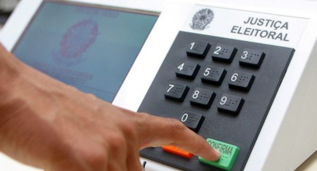 Prazo para regularização do título eleitoral e alistamento de novos eleitores se encerra hoje, 6 de maio prazo-para-regularizacao-do-titulo-eleitoral-e-alistamento-de-novos-eleitores-se-encerra-hoje,-6-de-maio